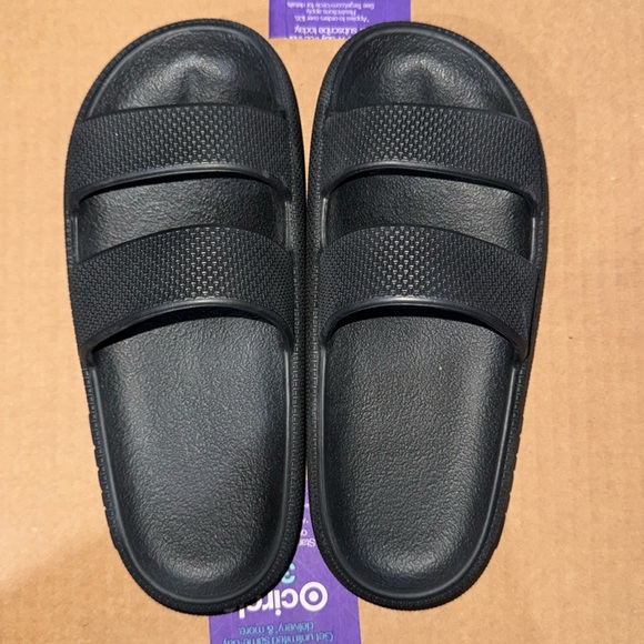 PINK Double Strap Pillow Slides ✨ - Picture 3 of 5